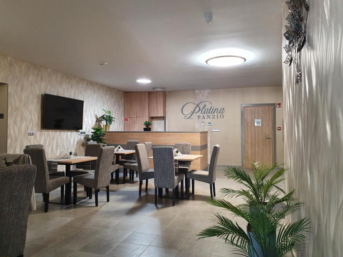 Platina Panzio*** Bed and Breakfast Újhartyán Εξωτερικό φωτογραφία