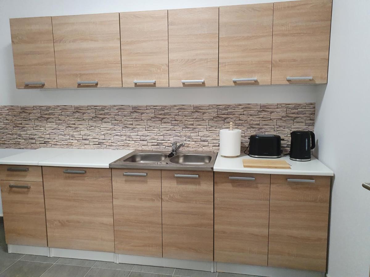 Platina Panzio*** Bed and Breakfast Újhartyán Εξωτερικό φωτογραφία